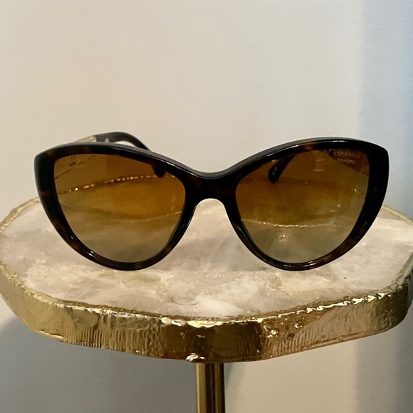 NIB CHANEL ACETATE BROWN GOLD CC LOGO CRYSTAL SUNGLASSES SUNNIES - Picture 1 of 11